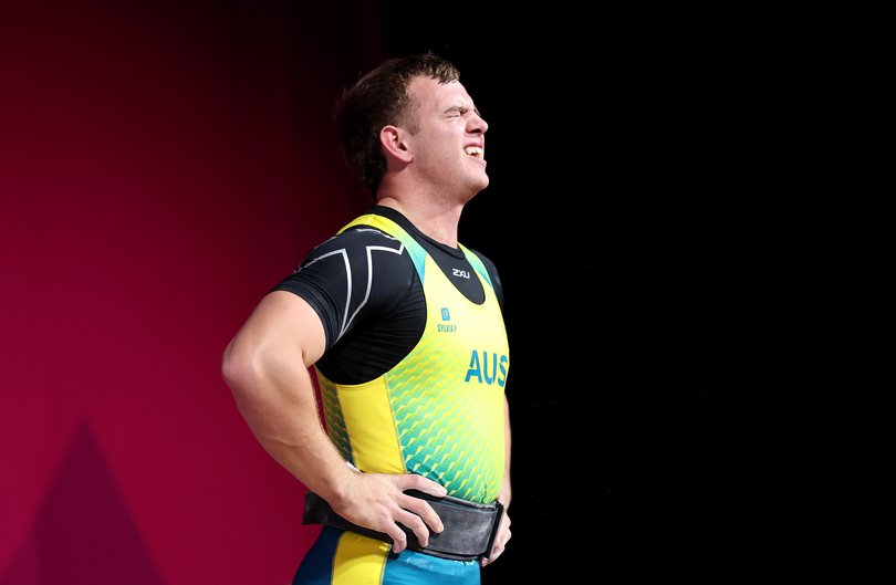 Oliver Saxton claims bronze.