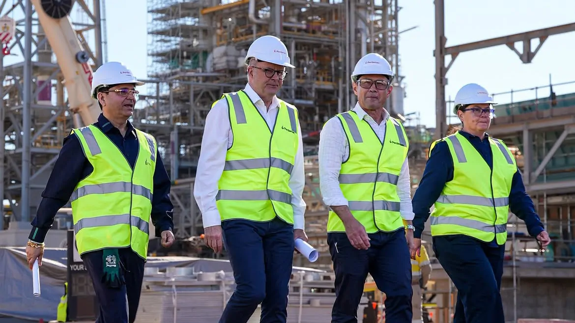 BEN HARVEY: We need to hit the gas on building oil refinery in Australia’s north west