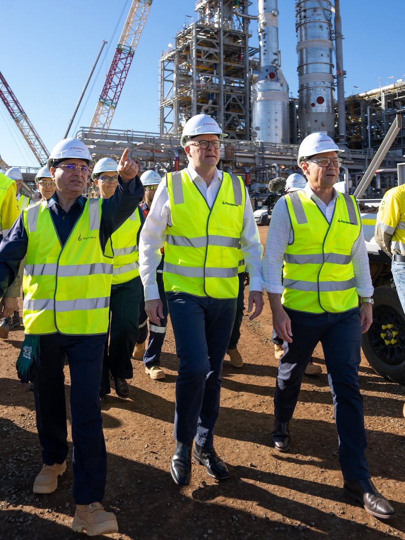 Perdaman founding chairman Vikas Rambal, Prime Minister Anthony Albanese, Premier Roger Cook and Federal Resources Minister Madeleine King in Karratha.