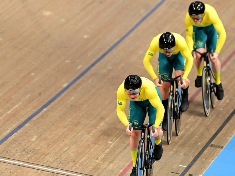 The Australians have qualified fastest in the Men's Team Sprint and will ride for gold in Glasgow. (Dean Lewins/AAP PHOTOS)