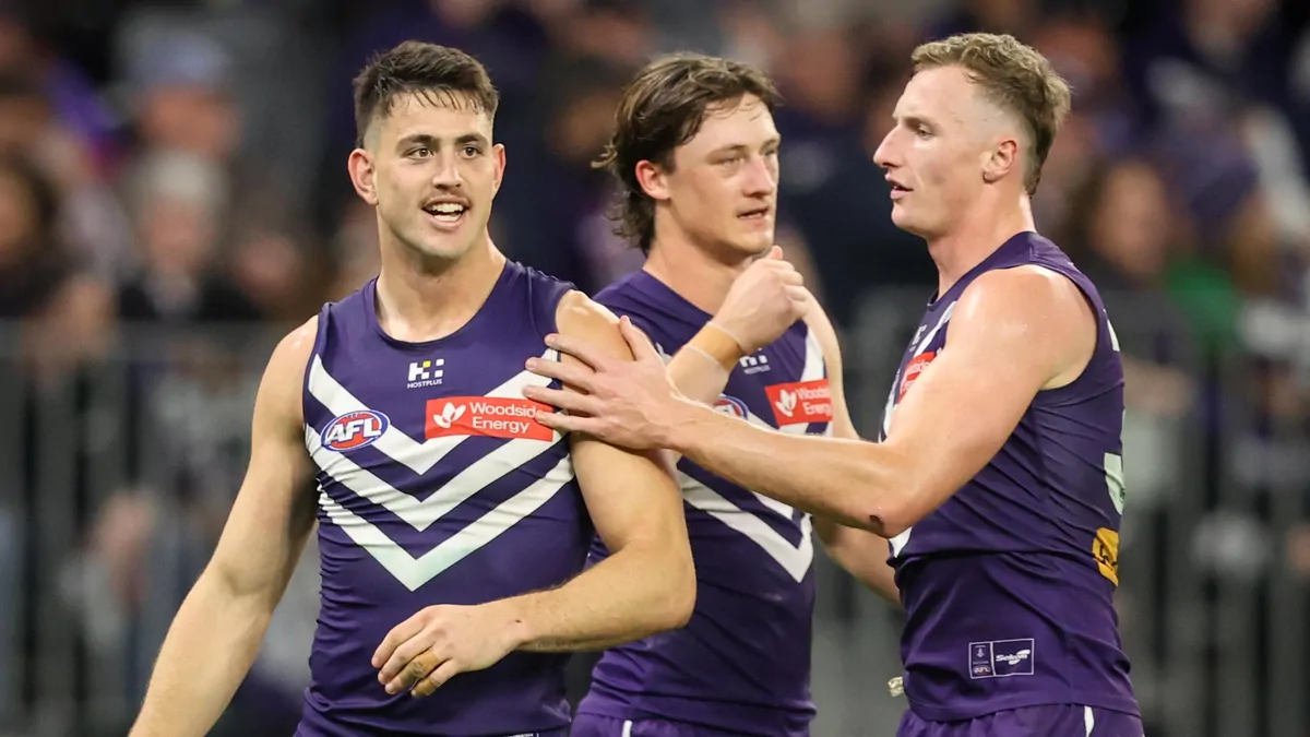 Fremantle Dockers win club record 18th home and away game and all but sew up minor premiership Fremantle Dockers win club record 18th home and away game and all but sew up minor premiership