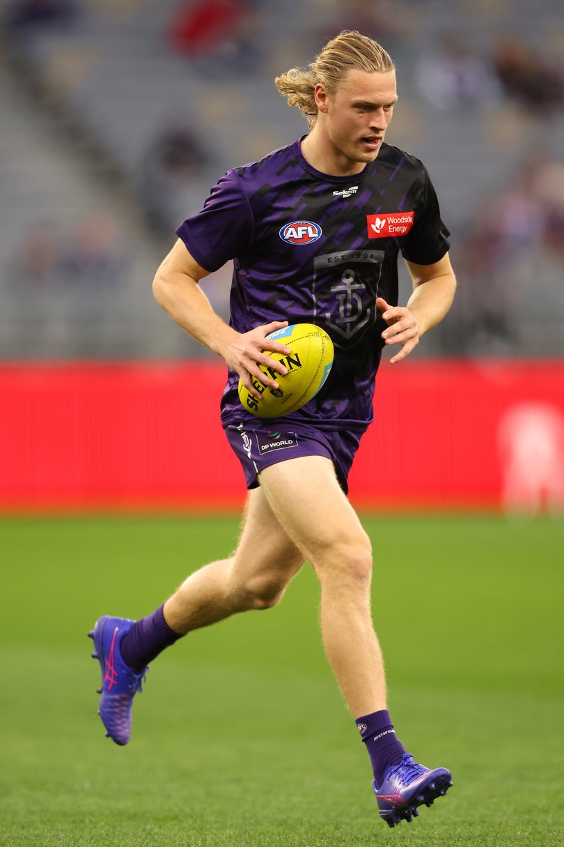 PERTH, AUSTRALIA - JULY 31: Hayden Young of the Dockers warms up during the round 21 AFL match between Fremantle Dockers and Western Bulldogs at Optus Stadium, on July 31, 2026, in Perth, Australia. (Photo by Paul Kane/Getty Images via AFL Photos)