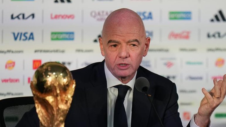 FIFA’s billion-dollar World Cup plan collapses.