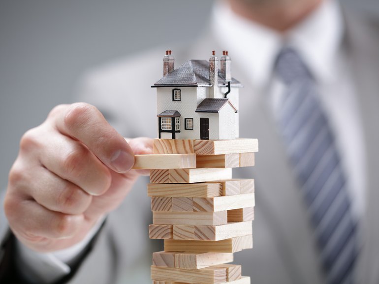 The corporate regulator and many advisers are now warning investors to ensure they fully understand the significant risks of supporting high income-paying investment funds.