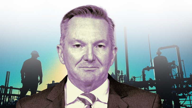 Dan Tehan has accused Chris Bowen of forcing the AI sector to fill the gap as Labor struggles to meet its renewable energy targets. 