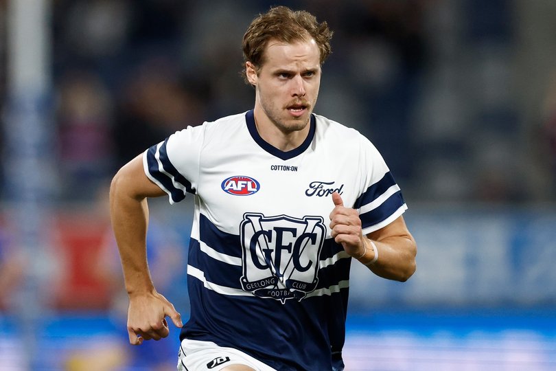 GEELONG, AUSTRALIA - APRIL 17: Jake Kolodjashnij of the Cats warms up before his 200th match during the 2026 AFL Round 06 match between the Geelong Cats and the Western Bulldogs at GMHBA Stadium on April 17, 2026 in Geelong, Australia. (Photo by Michael Willson/AFL Photos)