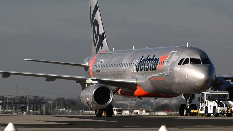 Authorities are demanding answers after a near miss involving a Jetstar plane. 