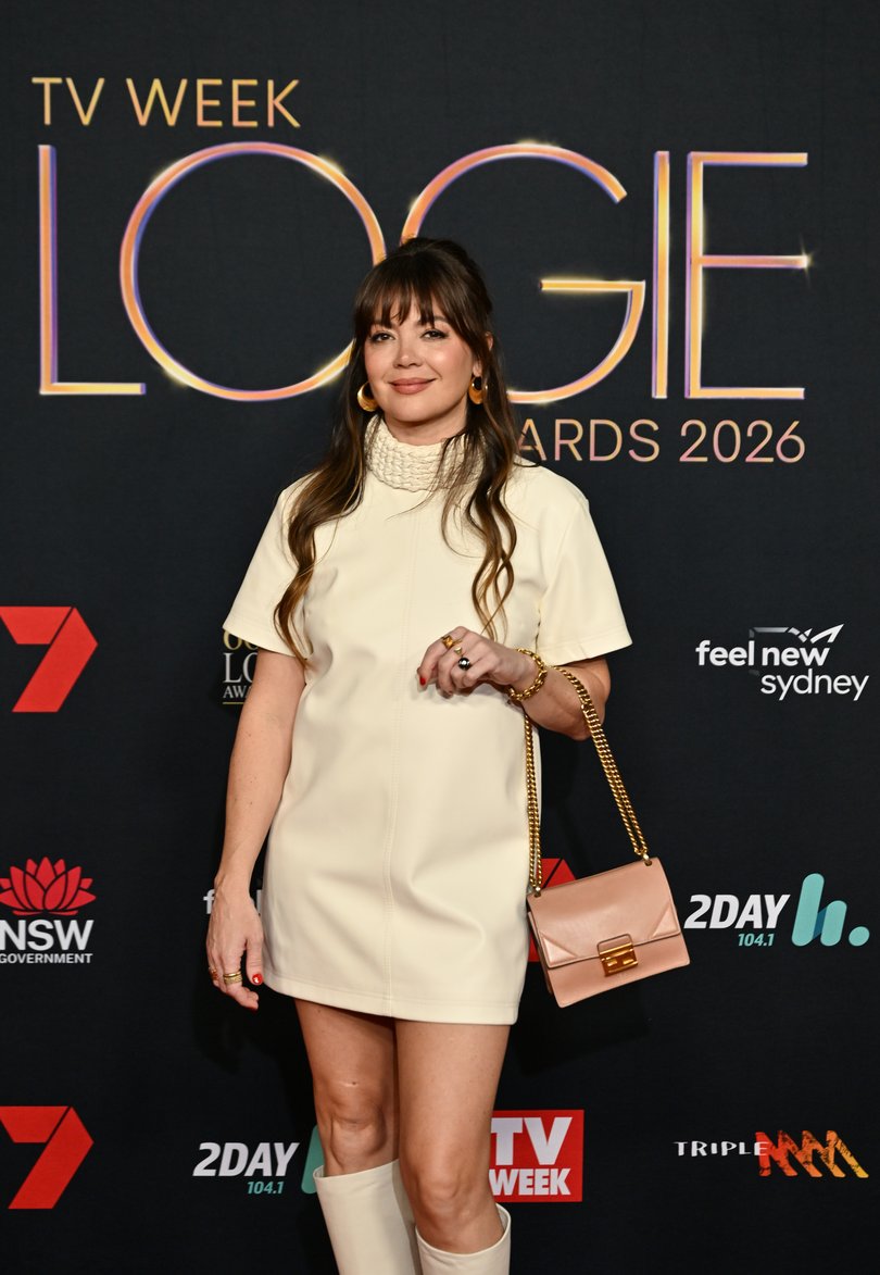 Emma Lung rocked this 60s-inspired mini-dress.