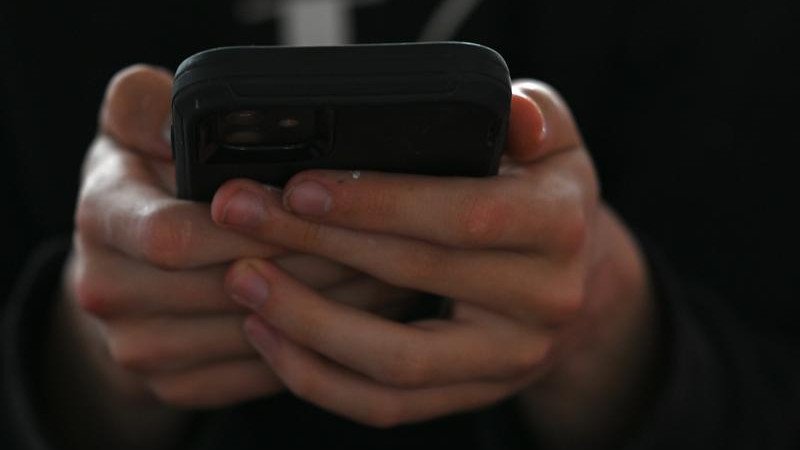 Offenders have been posing as users on online dating platforms to lure men into meeting them.