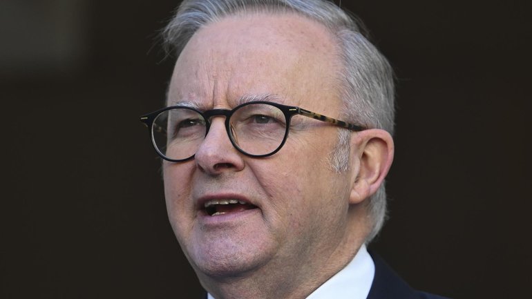 Anthony Albanese and NSW Premier Chris Minns are poised to sign a bailout agreement for the Tomago aluminium smelter. 