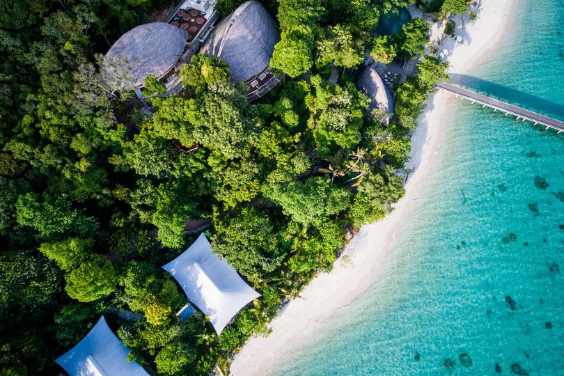 Bawah holds 36 rooms, 11 being overwater bungalows, and a capacity of just 70 or so guests.