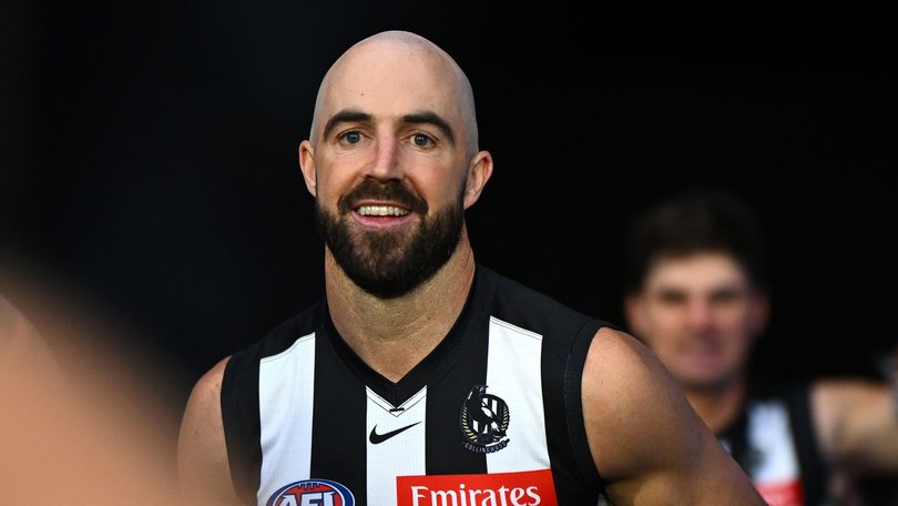 Collingwood veteran Steele Sidebottom has told his teammates he will retire at end of the AFL season.