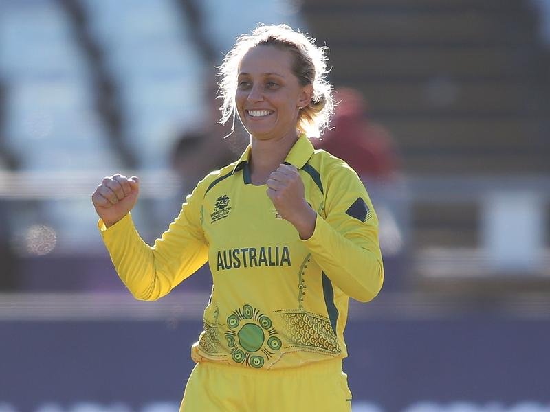 Gardner will remain as the team’s vice-captain, despite her ex-wife questioning if the player’s conduct was leadership-worthy.