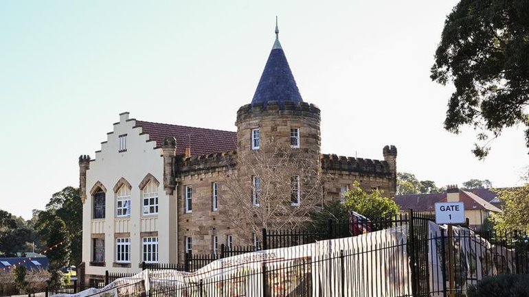 A NSW inquiry is investigating Redeemer Baptist School over financial misconduct and abuse claims. 