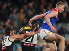 Jacob van Rooyen takes Aliir Aliir