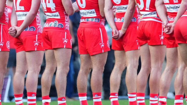 Sydney players are being interviewed by the AFL club ahead of a board meeting. (Scott Barbour/AAP PHOTOS)