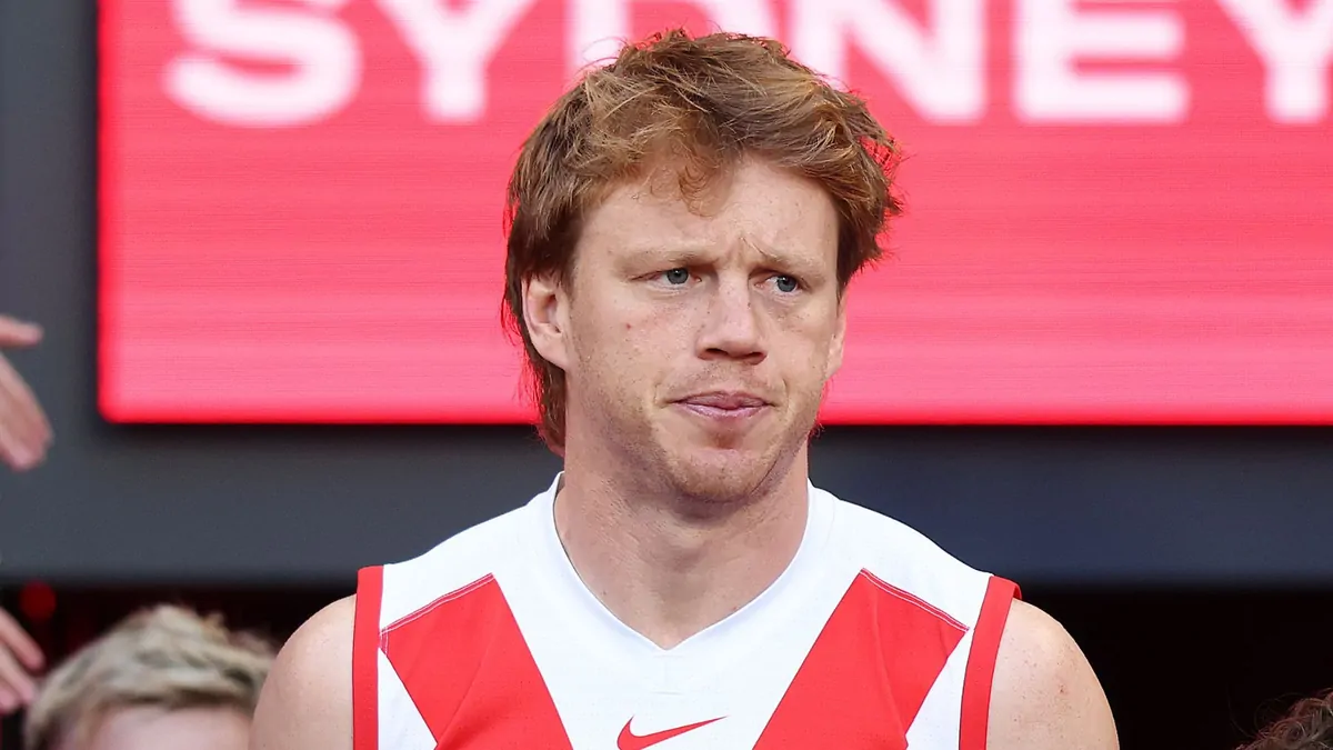 Sydney Swans captain Callum Mills issues apology to AFLW players Sydney Swans captain Callum Mills issues apology to AFLW players