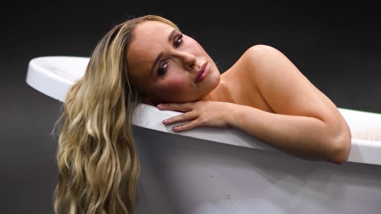 Hayden Panettiere appears in an animal rights advertisement for PETA.