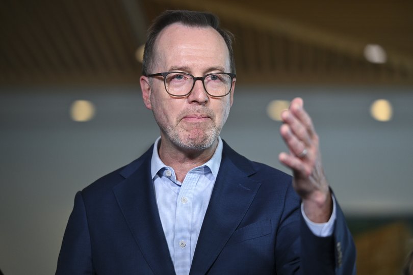 David Shoebridge said the AFP and Albanese government abandoned the three officers. 