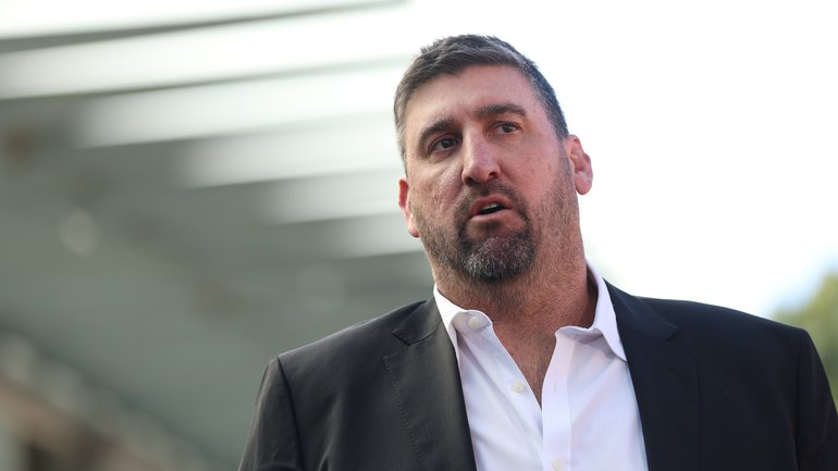 Sydney coach Dean Cox has refused to reveal whether Swans staff were in the room at a Melbourne hotel at the centre of a police investigation. 