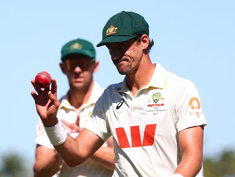 Mitchell Starc took six wickets.