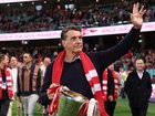 Paul Roos will hand out the Jock McHale Medal to the winning coach on grand final day.