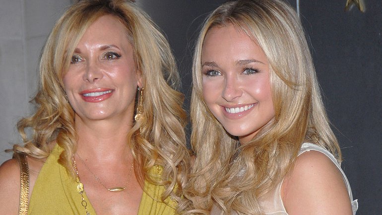 Hayden Panettiere (right) and her mother Lesley Vogel.