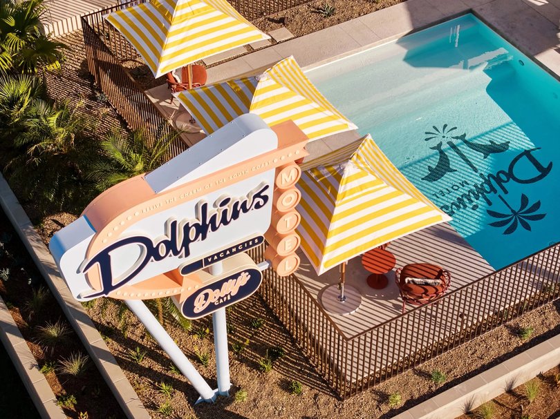 Dolphin Motel pool Picture: 
