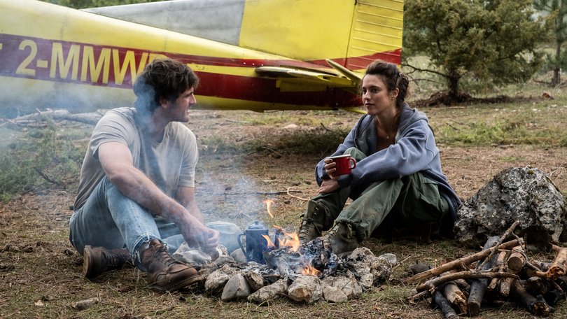 Jacob Elordi and Margaret Qualley.