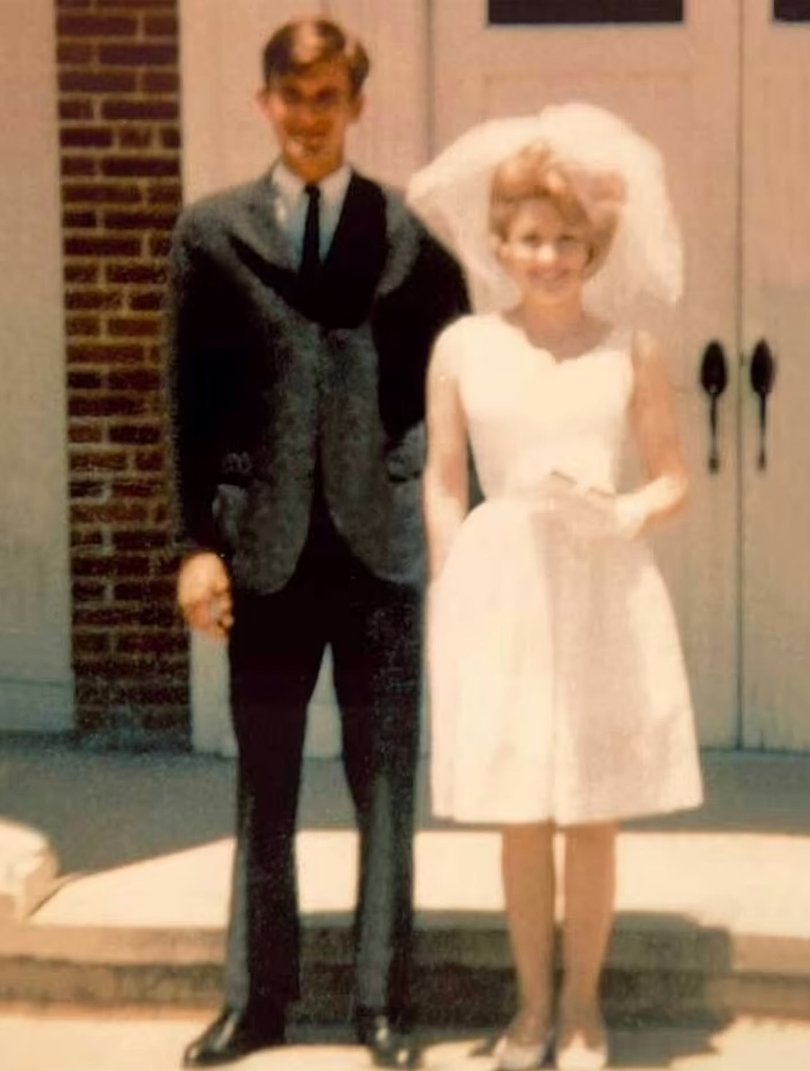 Dolly Parton and Carl Thomas Dean.