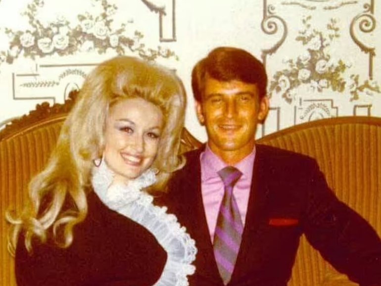 Dolly Parton and Carl Thomas Dean.
