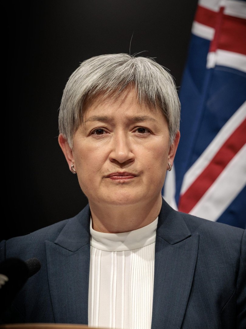 Foreign Minister Penny Wong says ‘at least 34 Australians’ are missing. Picture: NewsWire / Emma Brasier