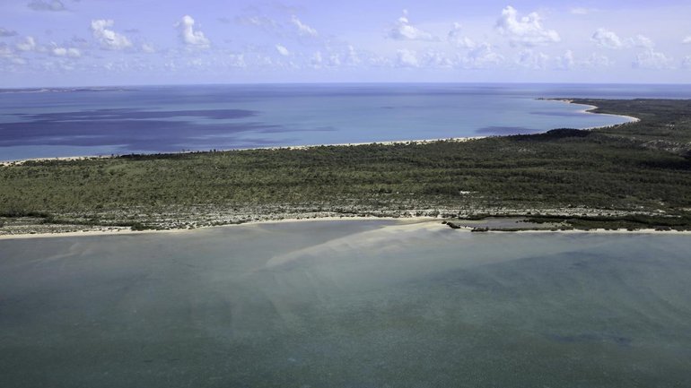 Aircraft debris has been found in waters off remote islands where a pilot is missing after a crash.  (Stephanie Flack/AAP PHOTOS)