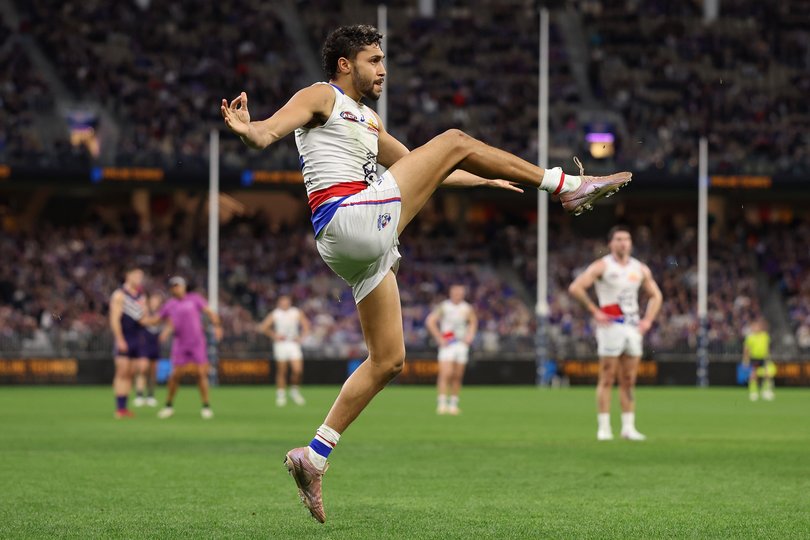 PERTH, AUSTRALIA - JULY 31: Arthur Jones of the Bulldogs kicks the ball  during the round 21 AFL match between Fremantle Dockers and Western Bulldogs at Optus Stadium, on July 31, 2026, in Perth, Australia. (Photo by Janelle St Pierre/AFL Photos/via Getty Images)