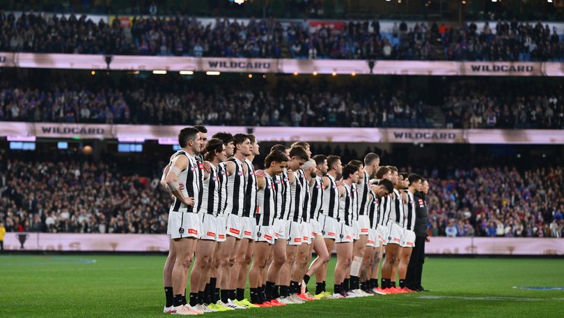 The AFL’s inaugural Wildcard Round has proven a hit with thousands of Western Bulldogs and Collingwood fans.
