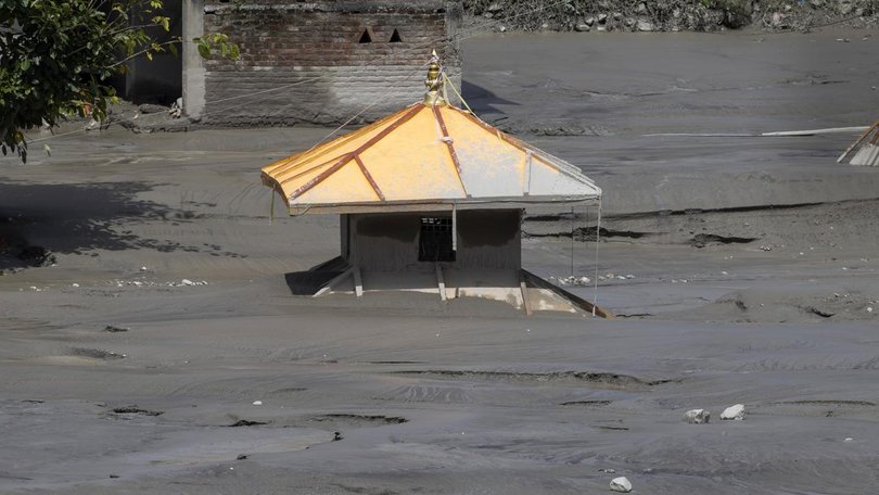 The torrent of ice, rock and debris that swept down valleys has killed nearly 800 people.