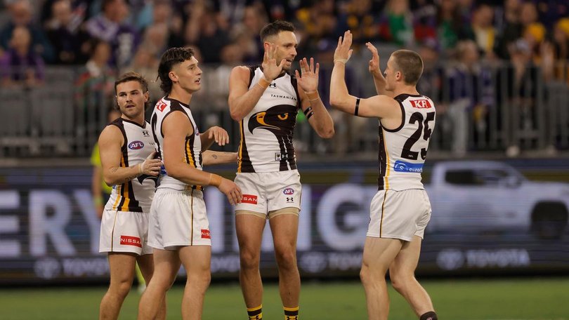The Dockers are keen to dominate Hawthorn's forwards after a near-miss in Perth earlier this year. (Richard Wainwright/AAP PHOTOS)