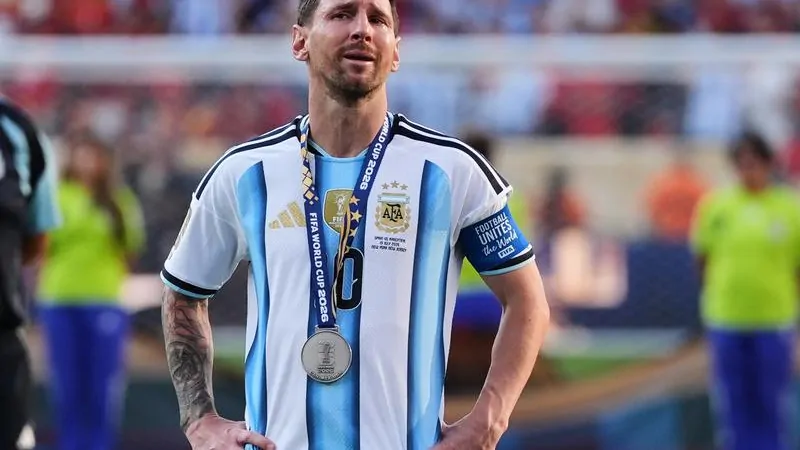 Lionel Messi says he’s retiring from playing football for Argentina Lionel Messi says he’s retiring from playing football for Argentina