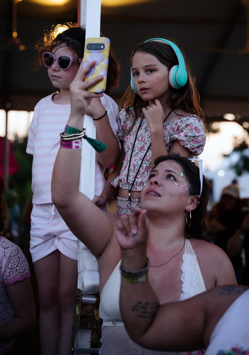 There was a sizable contingent of hip parents sweating it out alongside their excitable tweens and teens.