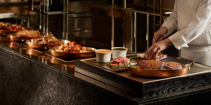 All-day dining at The Parkview.