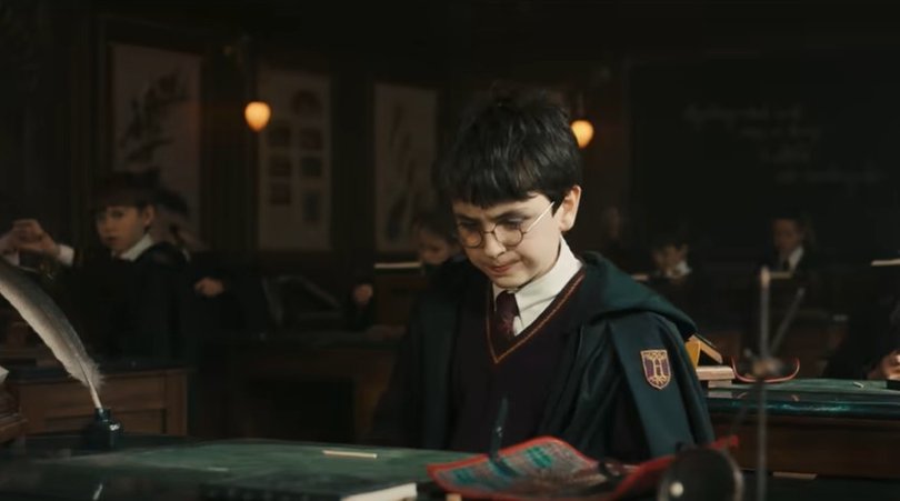 Dominic McLaughlin as Harry Potter.