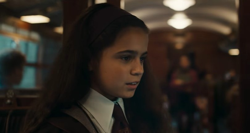 Arabella Stanton as Hermione.