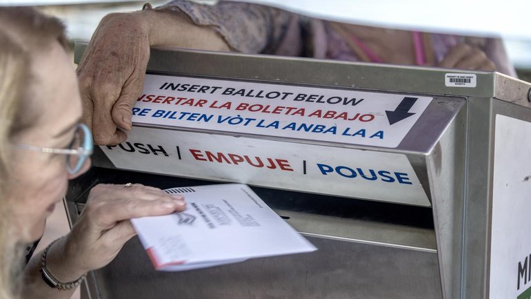 Despite President Donald Trump's unfounded claims, mail-in voting in the US is generally secure. (EPA PHOTO)