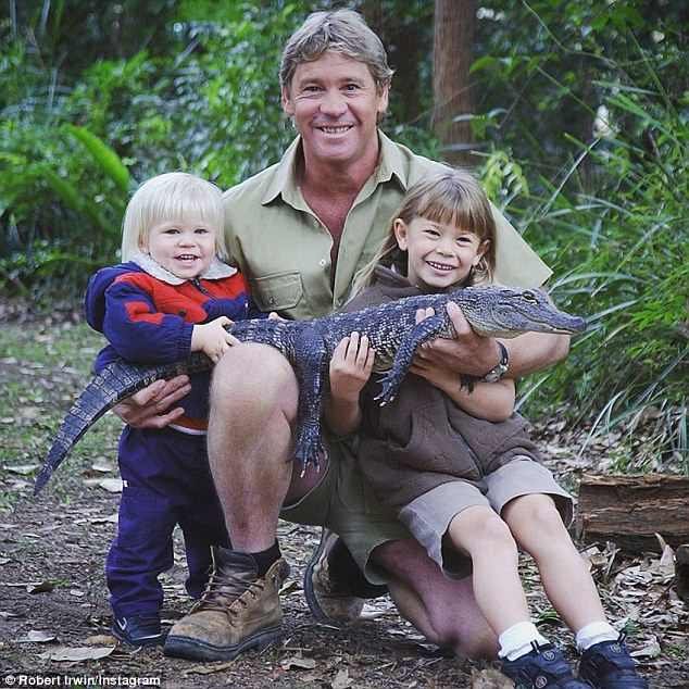 Steve Irwin with his children Bindi and Robert.