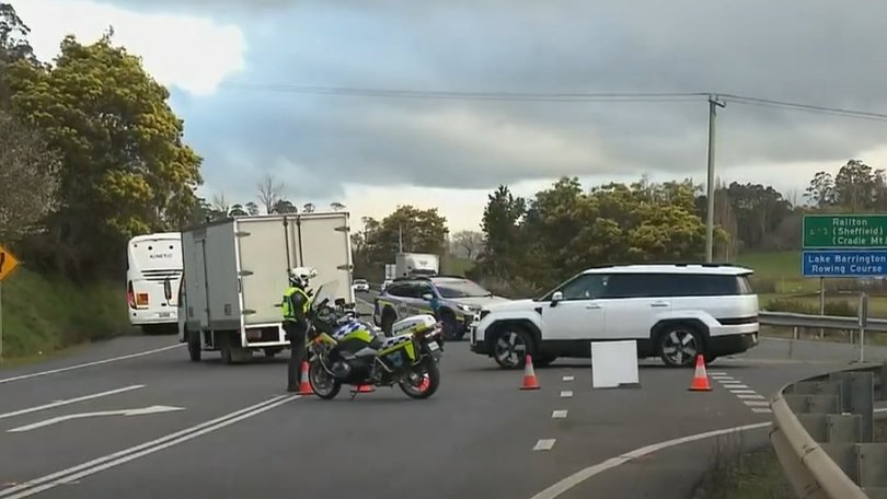 Three dead, two critically injured after horror crash at Elizabeth Town, Tasmania