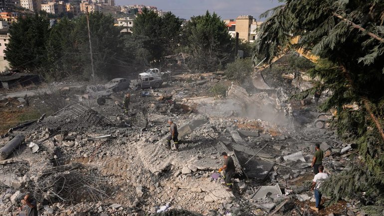 Israel has intensified its bombardment of south Lebanon in recent days. 