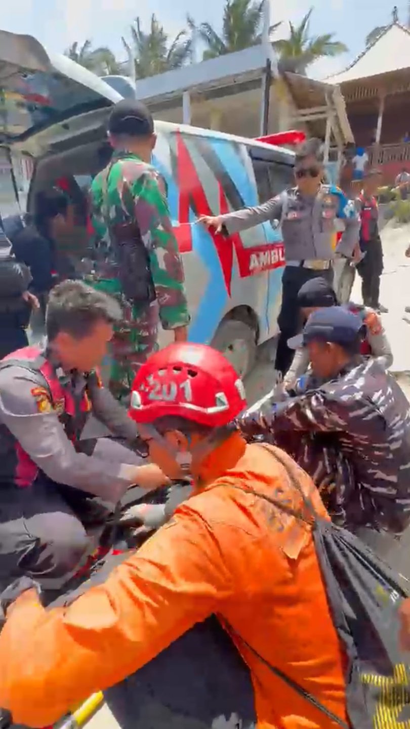 A Queensland woman has died after falling from a cliff at Kelingking Beach in Bali.