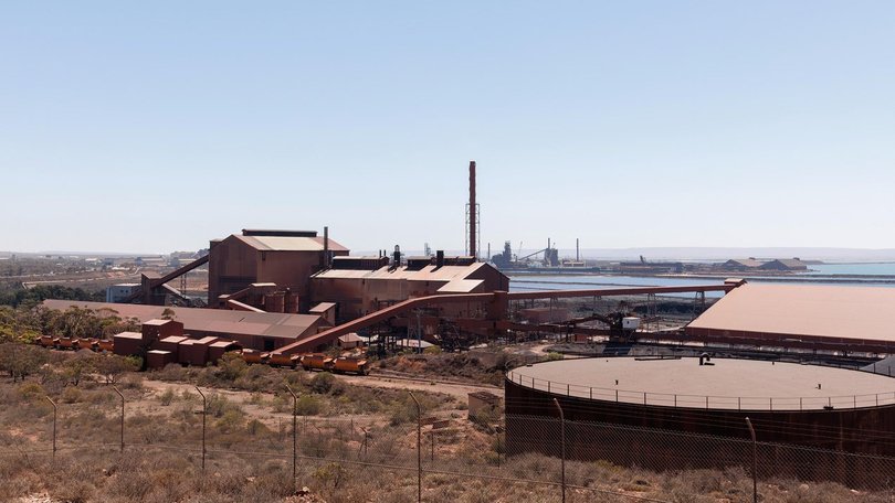 Workers have been told the Whyalla steelworks' blast furnace won't be restarted. (Isabella Ward/AAP PHOTOS)