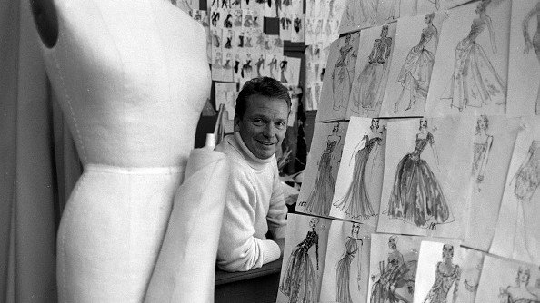 Designer Bob Mackie poses for a portrait in his studio in September, 1990. (Photo by Ted Dayton/WWD/Penske Media via Getty Images)