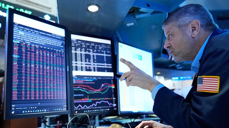 Higher oil prices and Treasury yields have sent Wall Street indexes lower on opening.